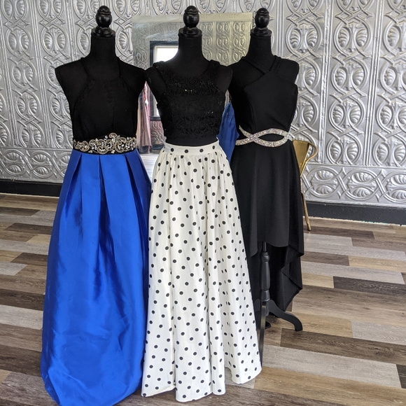 LAST CHANCE 2-Piece Polka Dot & Lace w/ Pockets - Picture 3 of 3